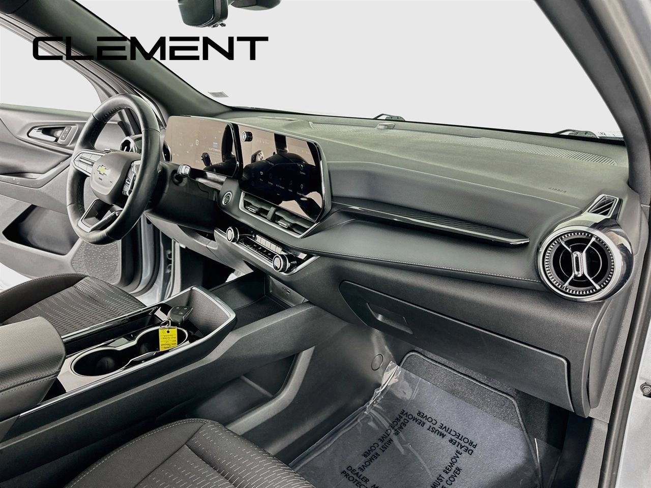 Used 2025 Chevrolet Equinox LT w/ Safety and Technology Package FWD image 33