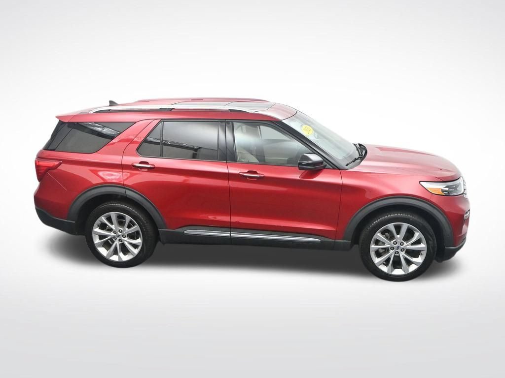 Certified 2021 Ford Explorer Platinum w/ Equipment Group 601A AWD/4WD image 33