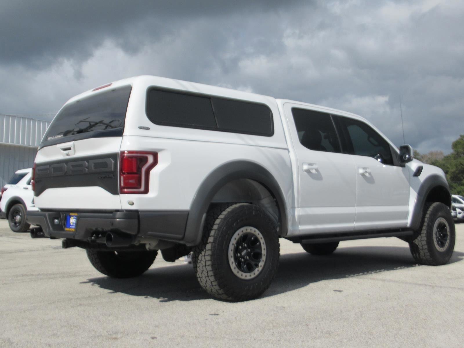 Certified 2020 Ford F150 Raptor w/ Equipment Group 802A Luxury image 4