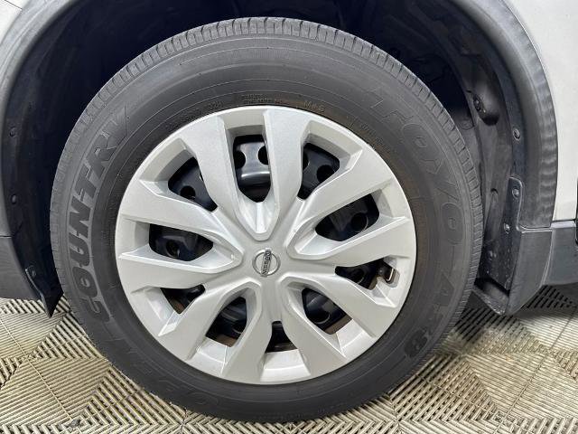 Used 2017 Nissan Rogue S w/ S Appearance Package image 14