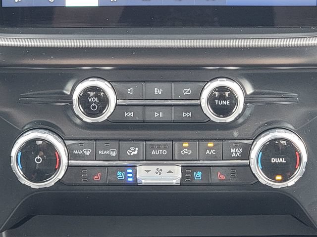 Certified 2023 Ford F150 Platinum w/ Equipment Group 701A High AWD/4WD image 29