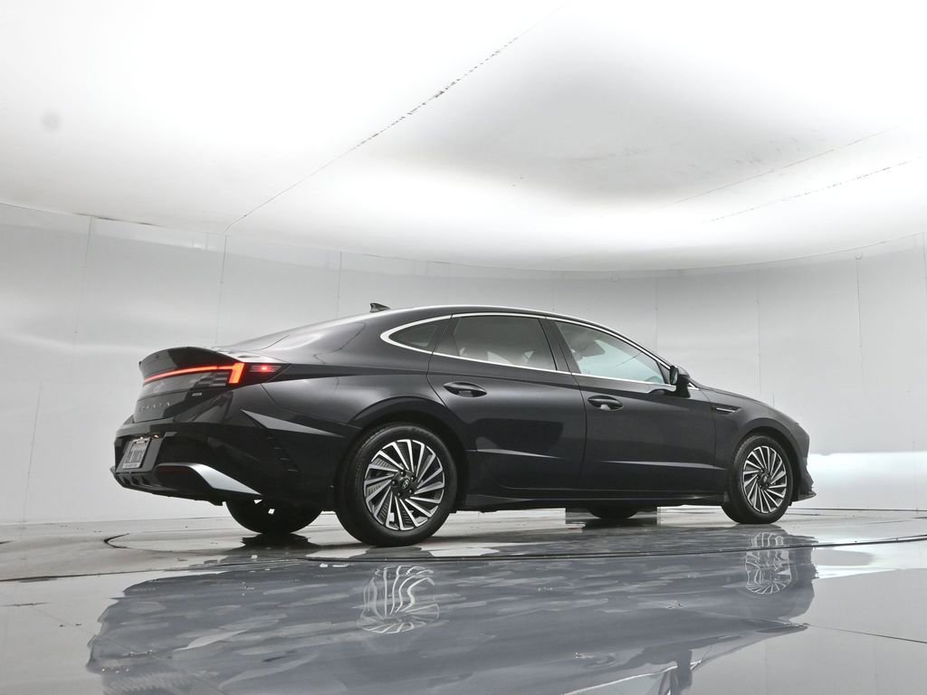 Used 2024 Hyundai Sonata SEL FWD image 15