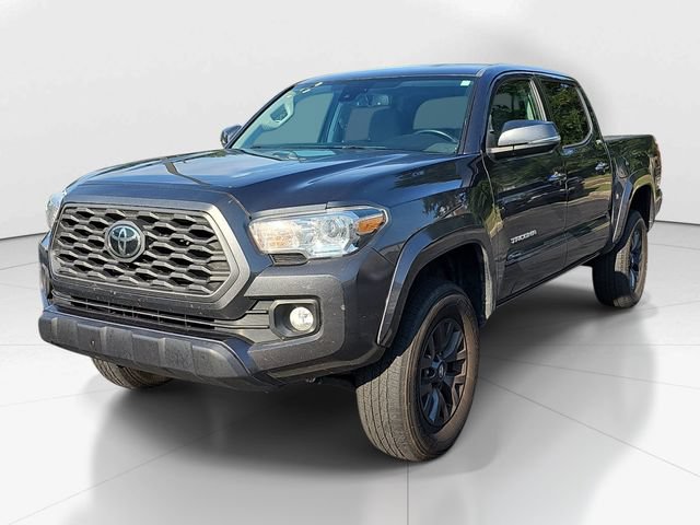 Used 2022 Toyota Tacoma SR5 w/ Technology Package RWD image 7