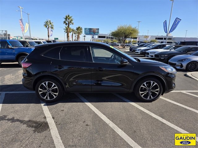 Certified 2022 Ford Escape SE w/ SE Sport Appearance Package image 6