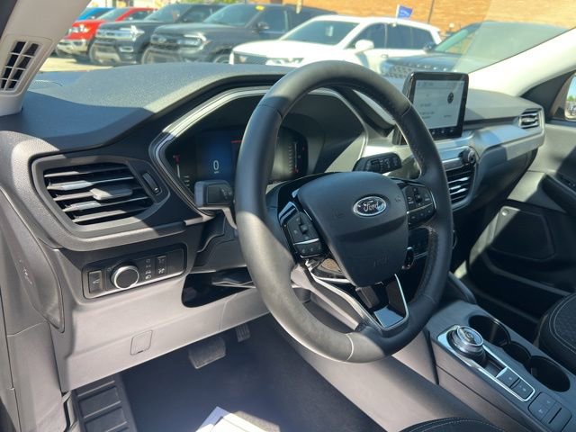 Certified 2024 Ford Escape Active AWD/4WD image 6