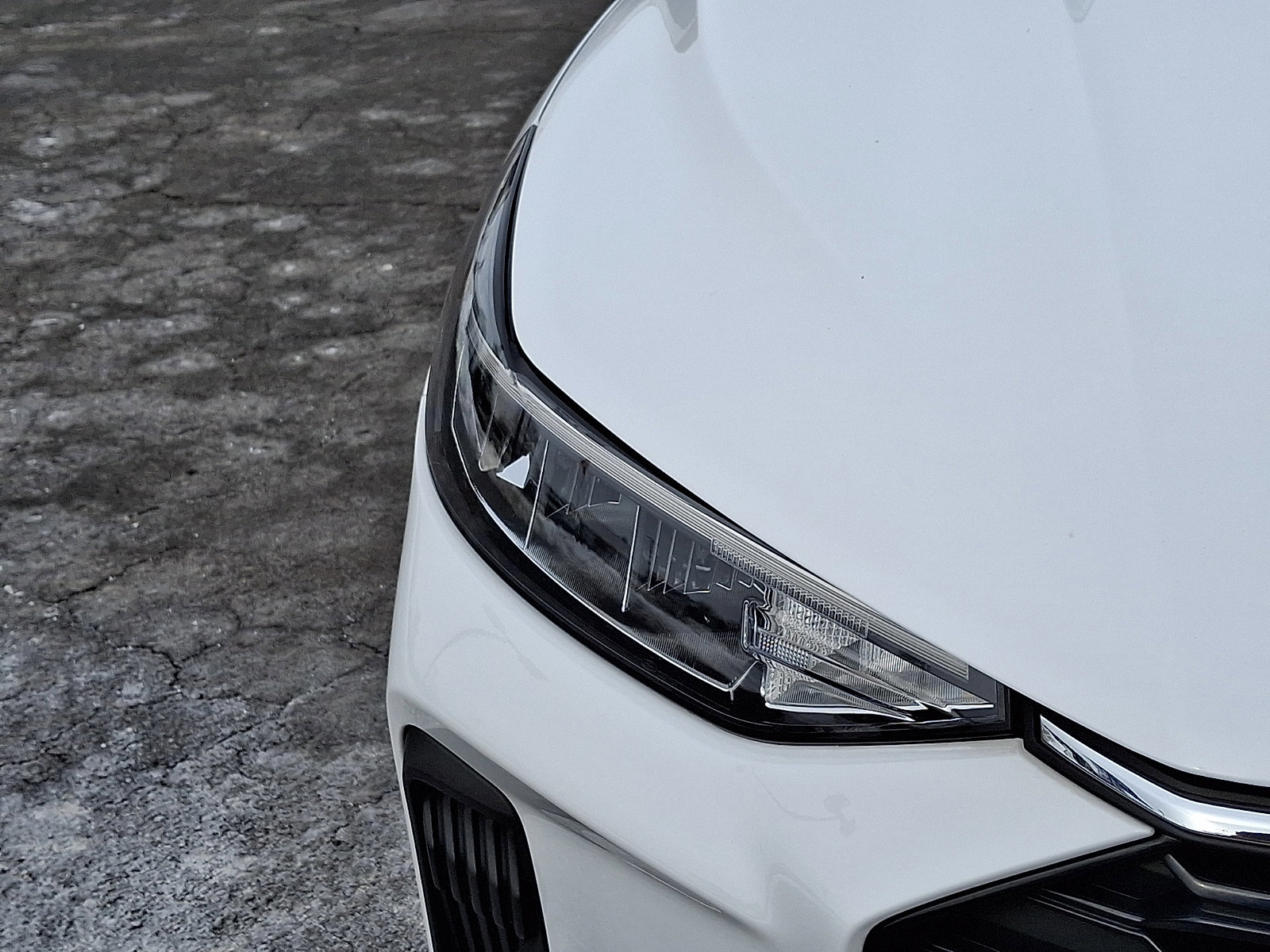 Certified 2023 Ford Escape ST-Line w/ Tech Pack #1 image 9