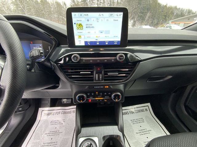 Certified 2025 Ford Escape ST-Line w/ Cold Weather Package image 11