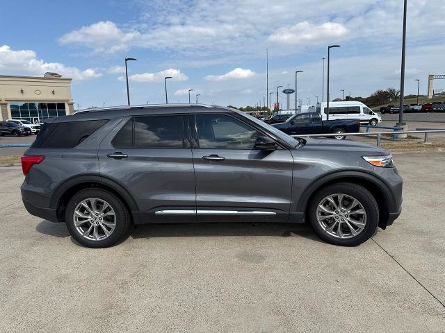 Certified 2022 Ford Explorer Limited w/ Equipment Group 301A RWD image 17