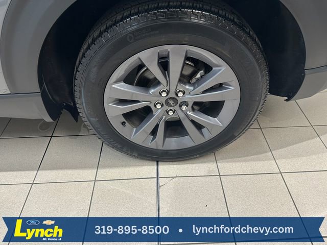Certified 2024 Ford Explorer XLT w/ Equipment Group 202A AWD/4WD image 34