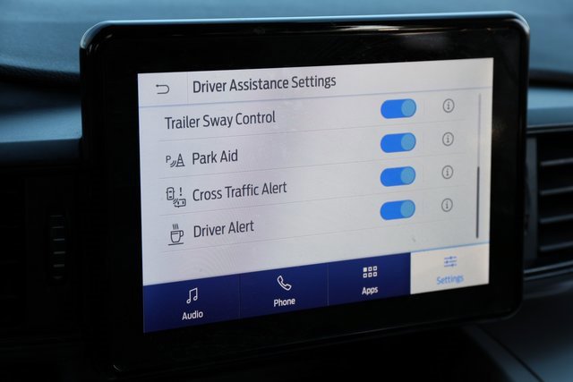 Certified 2022 Ford Explorer XLT image 28