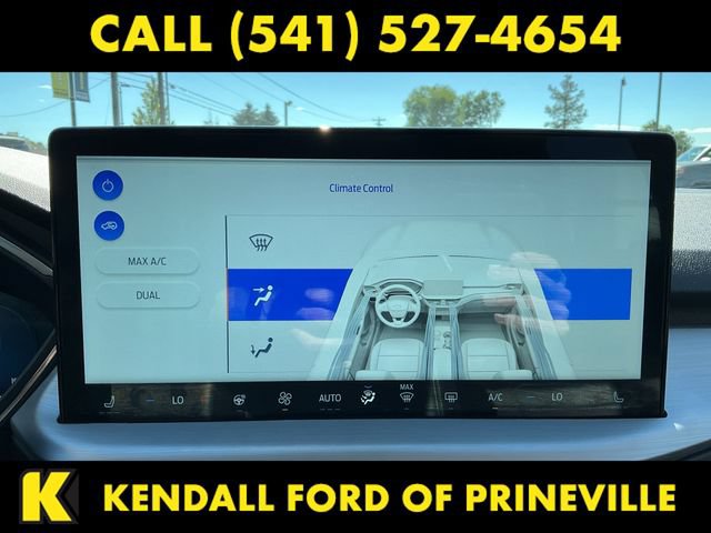 Certified 2025 Ford Escape Platinum AWD/4WD image 17