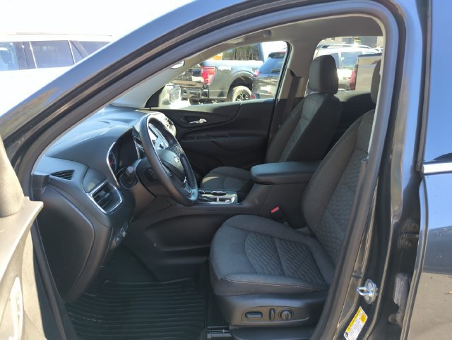 Used 2018 Chevrolet Equinox LT w/ LPO, Protection Package AWD/4WD image 29