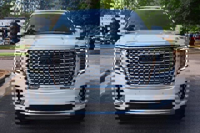 Used 2023 GMC Yukon Denali w/ LPO, Floor Liner Package image 8