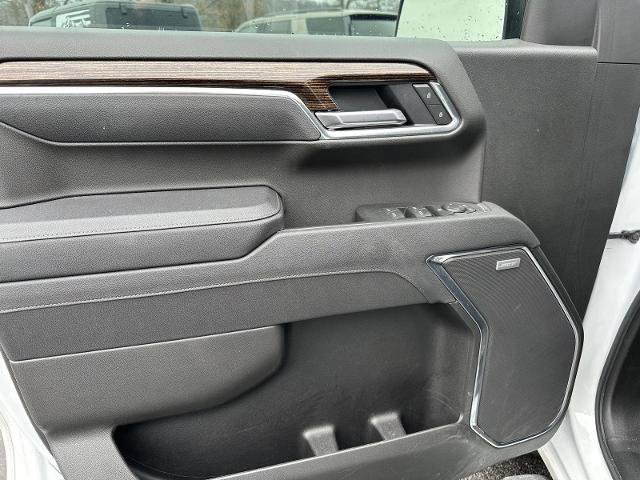 Used 2025 GMC Sierra 1500 Elevation w/ Elevation Premium Package image 11