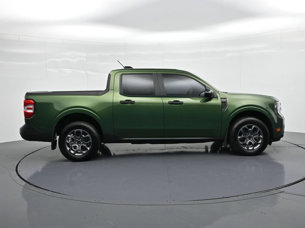 Certified 2025 Ford Maverick XLT w/ Equipment Group 301A AWD/4WD image 5