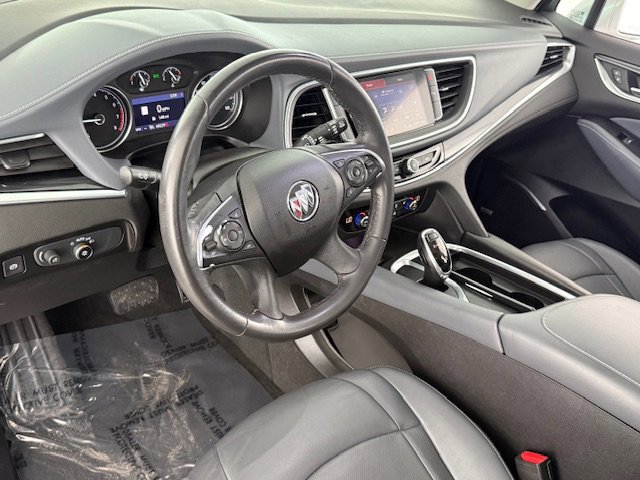 Used 2020 Buick Enclave Essence w/ Sound and Sites Package image 11