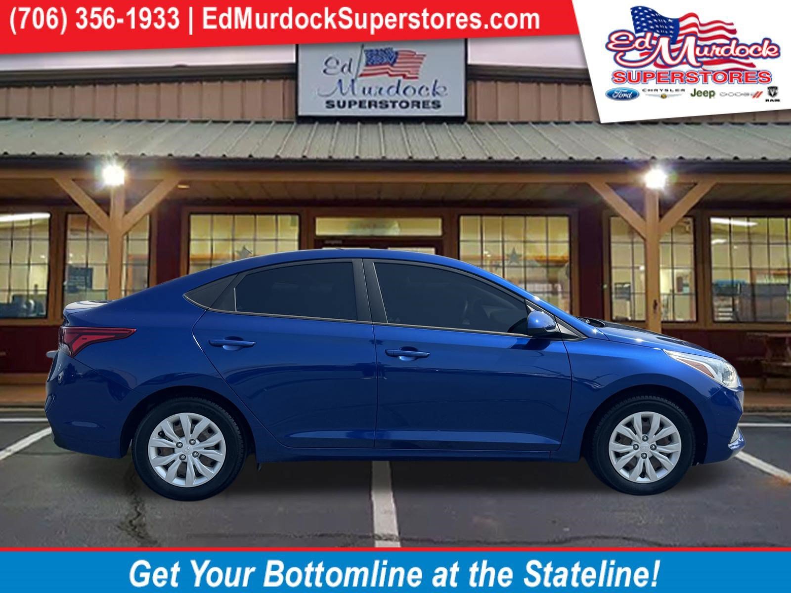 Used 2022 Hyundai Accent SE w/ Cargo Package FWD image 1