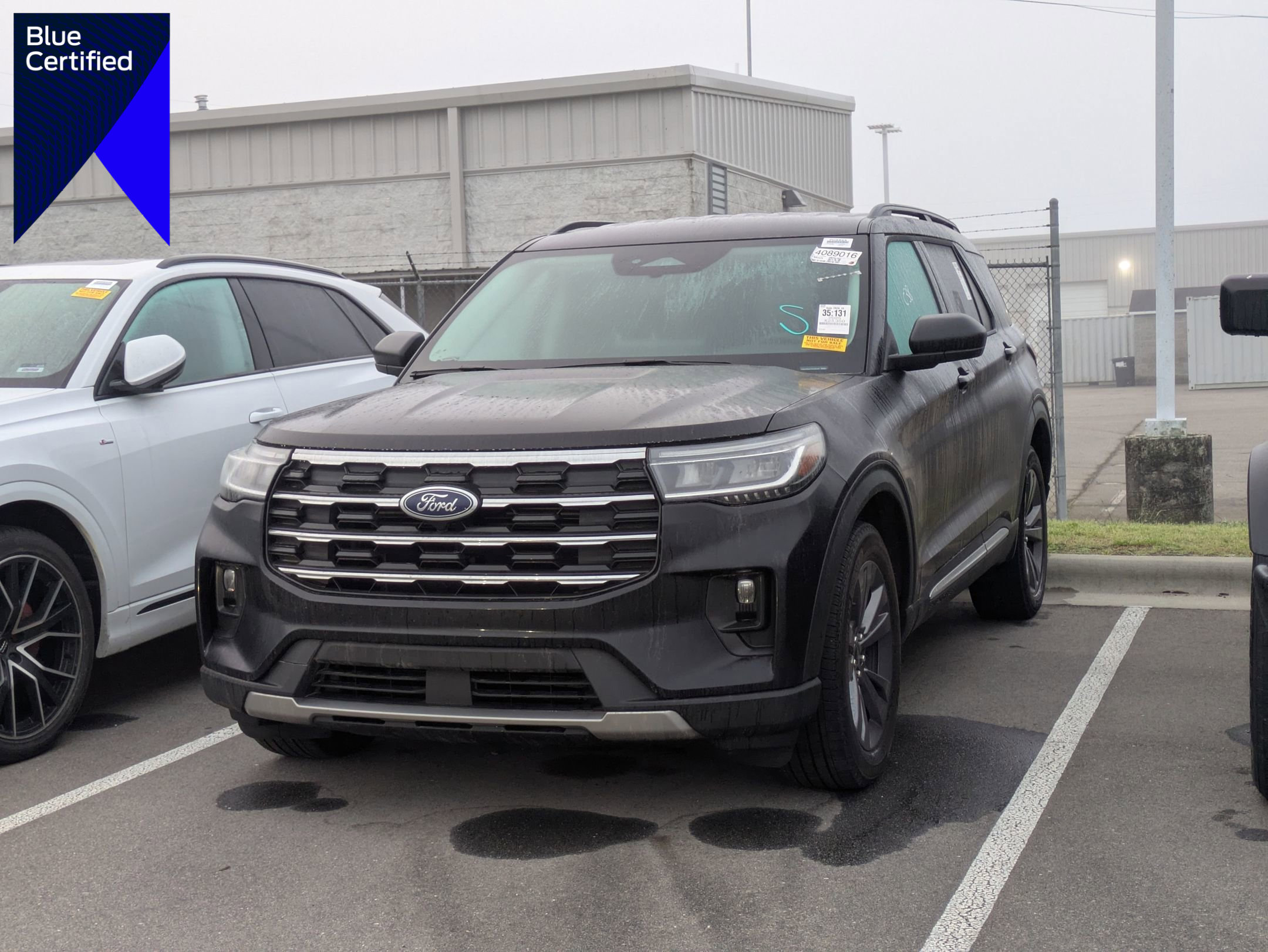 Certified 2025 Ford Explorer Active w/ Active Comfort Package image 1