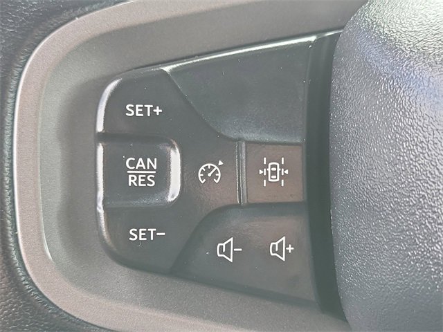 Certified 2024 Ford Bronco Black Diamond image 8