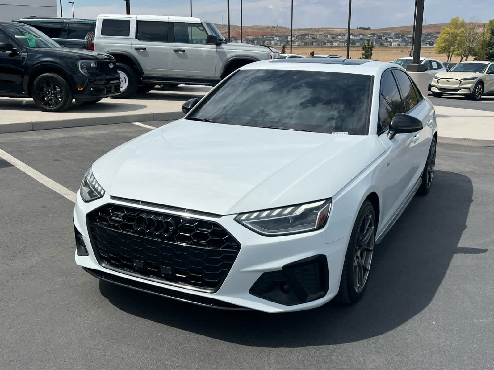 Used 2024 Audi A4 2.0T Premium Plus w/ Premium Plus Package AWD/4WD image 2
