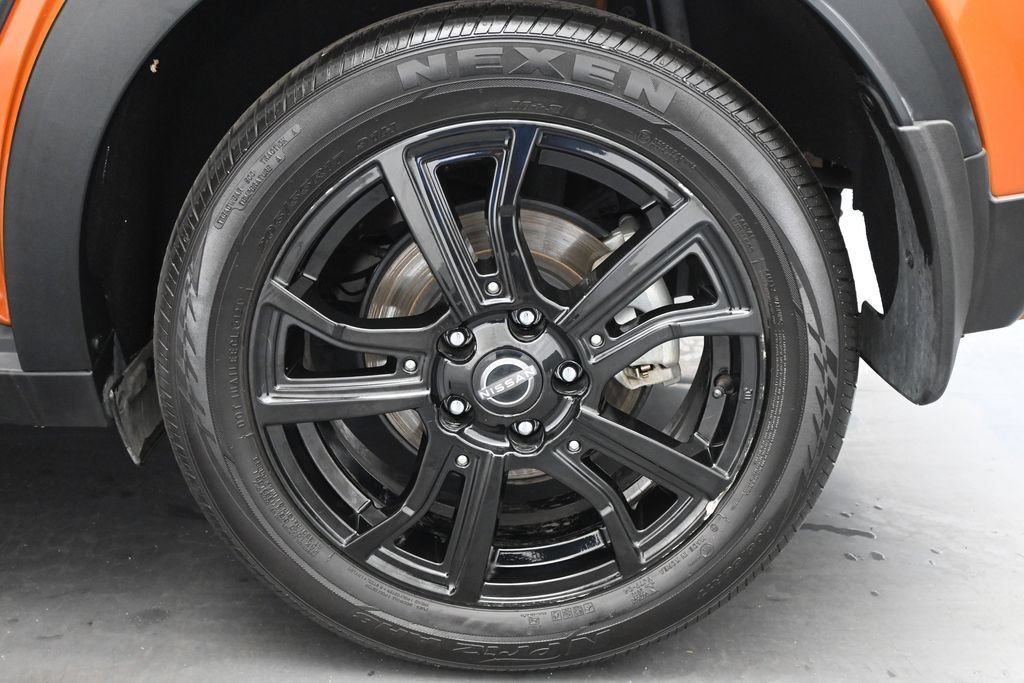 Used 2023 Nissan Kicks SR FWD image 20