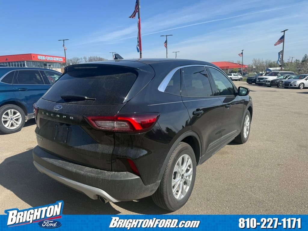Certified 2023 Ford Escape Active w/ Cold Weather Package FWD image 5