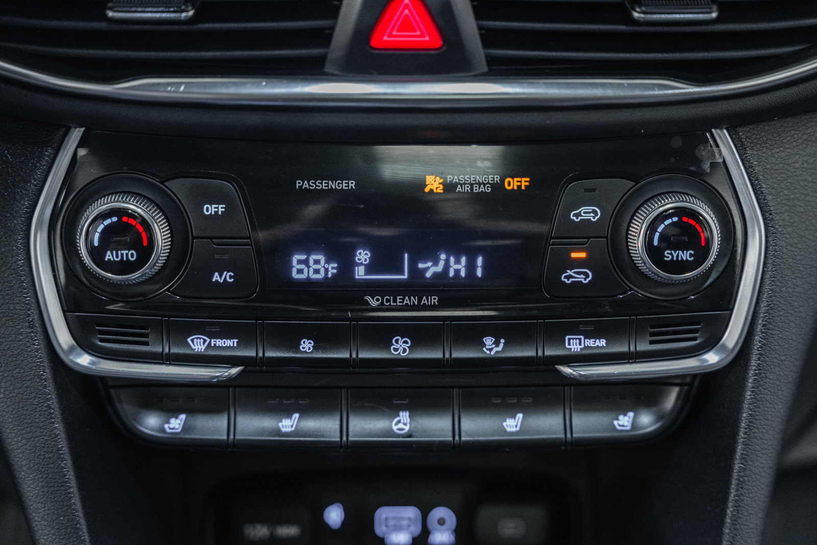 Used 2019 Hyundai Santa Fe AWD image 19