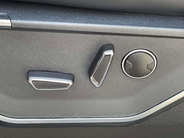 Certified 2023 Ford F150 Raptor w/ Raptor Carbon Fiber Package AWD/4WD image 14