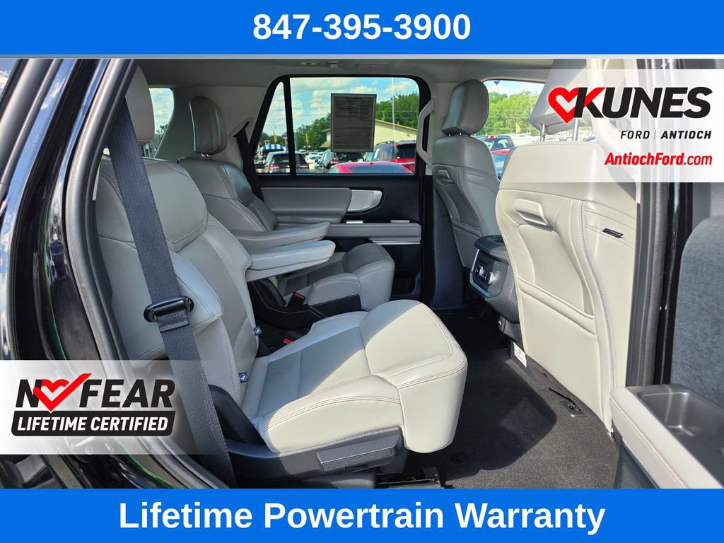 Certified 2025 Ford Expedition Active AWD/4WD image 33