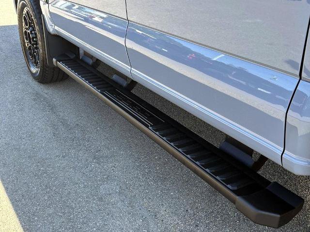 Certified 2024 Ford F250 Lariat w/ Lariat Ultimate Package AWD/4WD image 11
