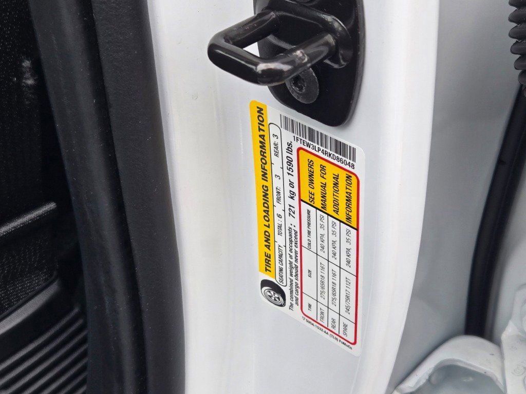 Certified 2024 Ford F150 XLT AWD/4WD image 33