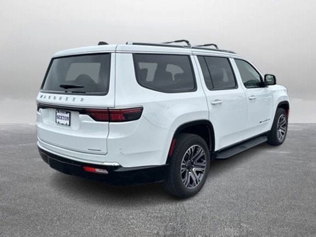 Used 2024 Jeep Wagoneer Series II w/ Flexible Seating Group AWD/4WD image 8