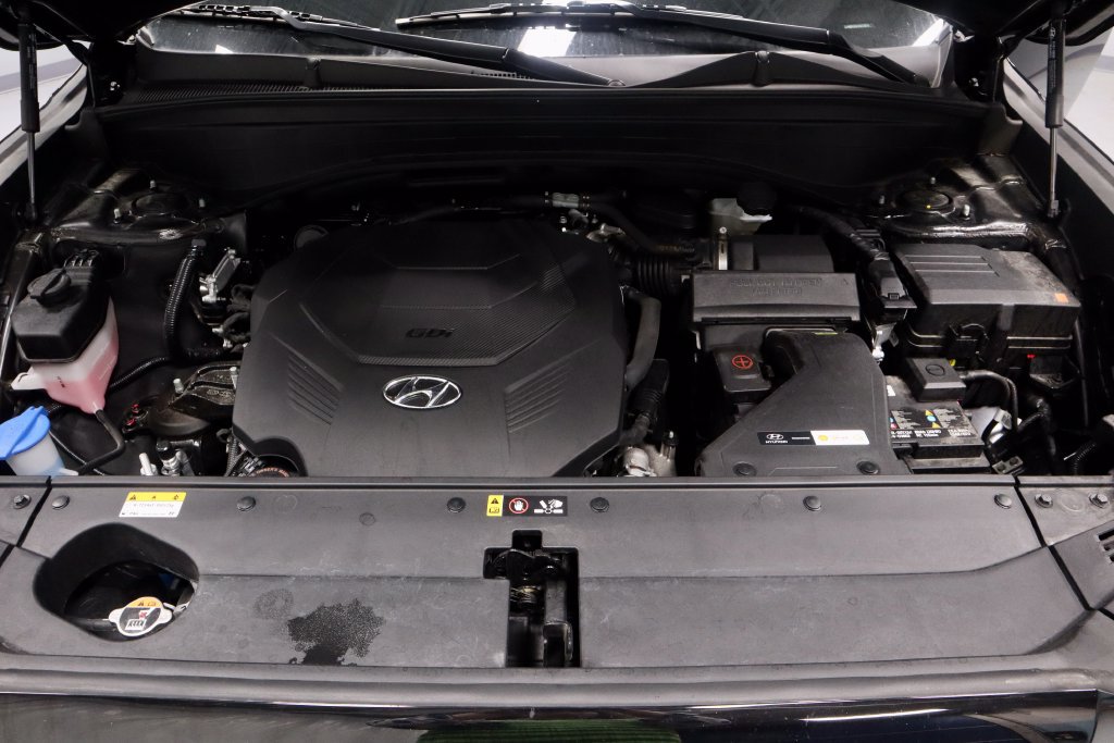 Used 2024 Hyundai Palisade Limited AWD/4WD image 18