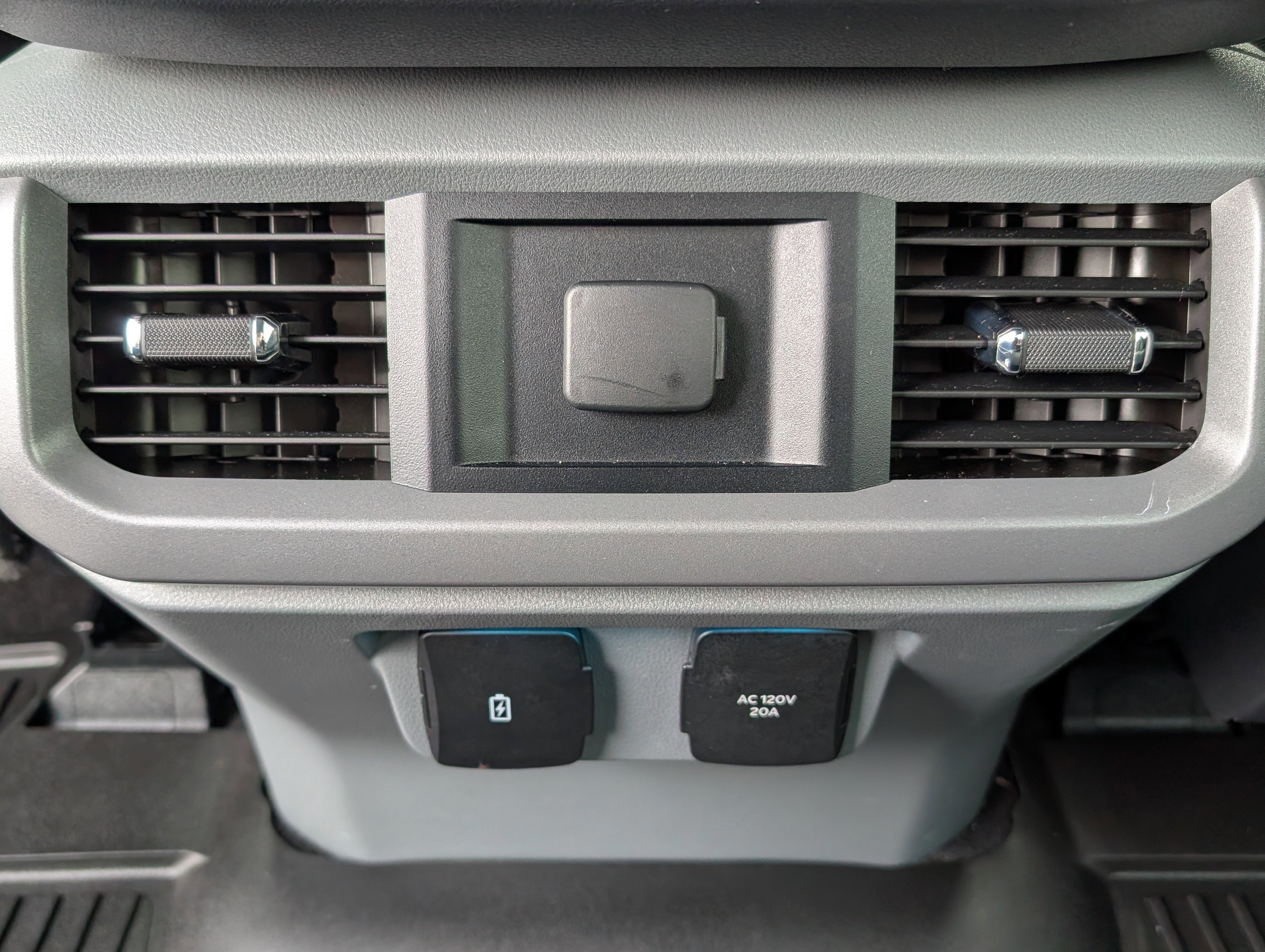 Certified 2023 Ford F150 Lightning XLT image 18