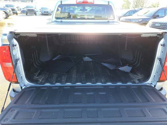 Used 2018 Chevrolet Colorado LT w/ Redline Special Edition image 25