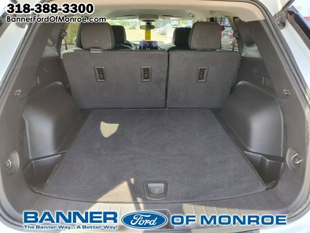 Used 2023 Chevrolet Blazer LT FWD image 6