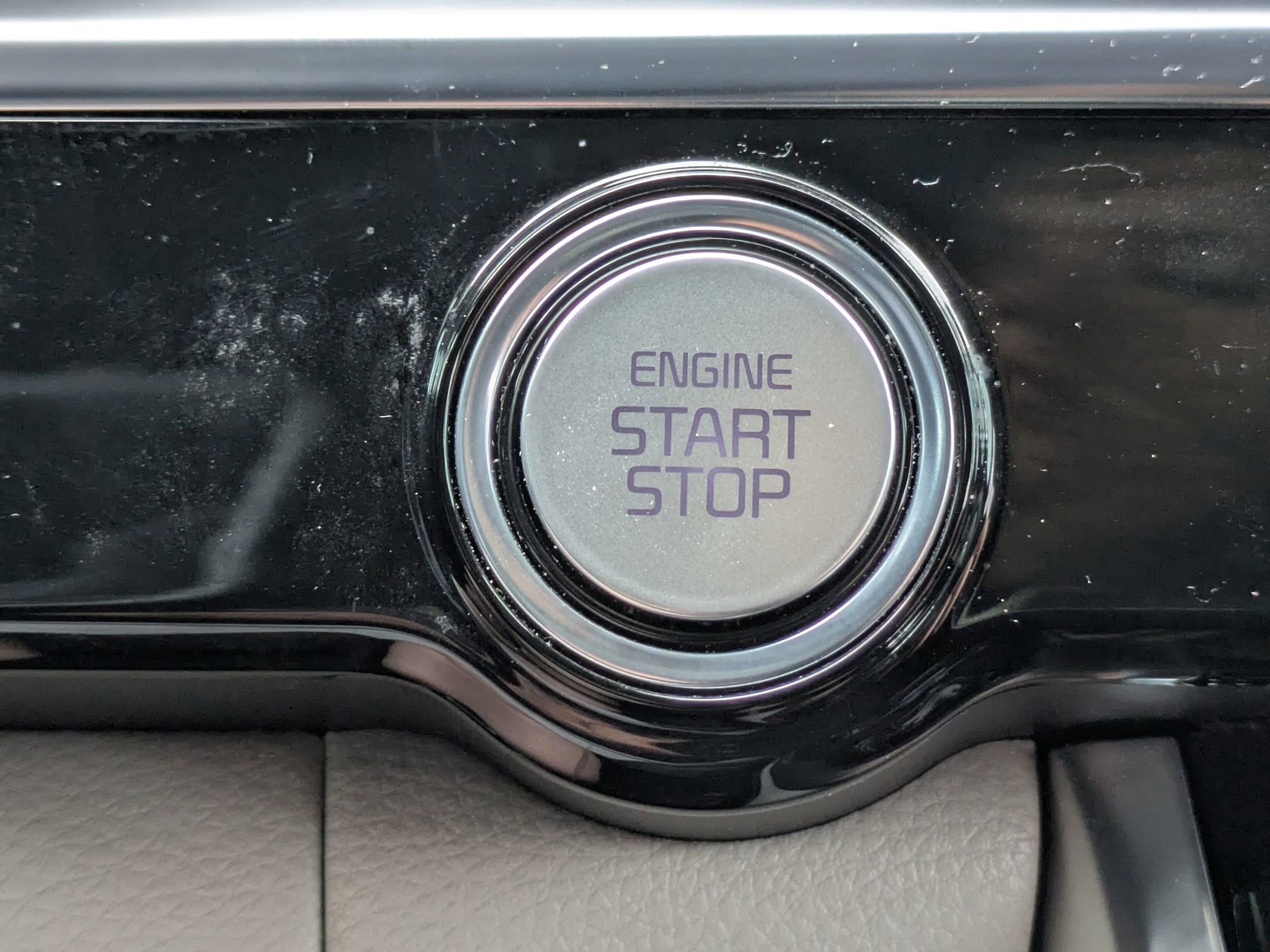 Used 2023 Kia Carnival SX Prestige FWD image 26
