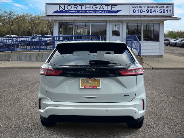 Certified 2023 Ford Edge SE w/ Black Appearance Package AWD/4WD image 3