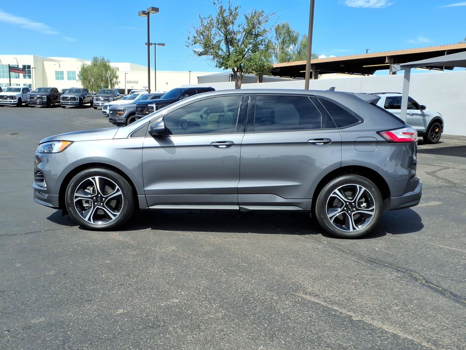 Certified 2023 Ford Edge ST AWD/4WD image 3