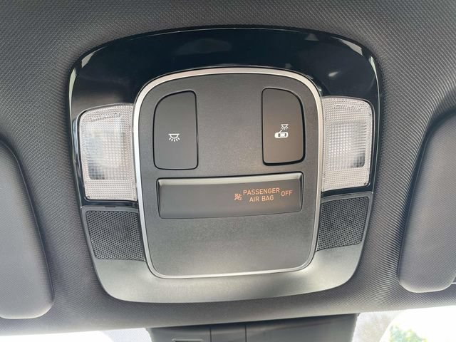 Used 2024 Hyundai Santa Cruz SE AWD/4WD image 30