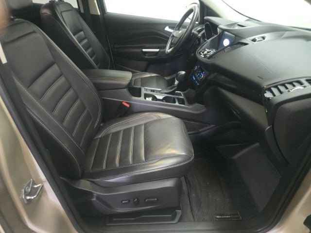 Certified 2017 Ford Escape Titanium FWD image 3