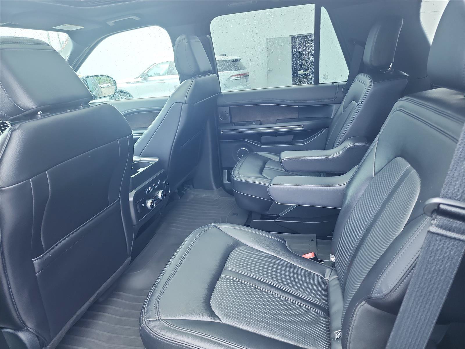 Certified 2021 Ford Expedition Limited RWD image 18