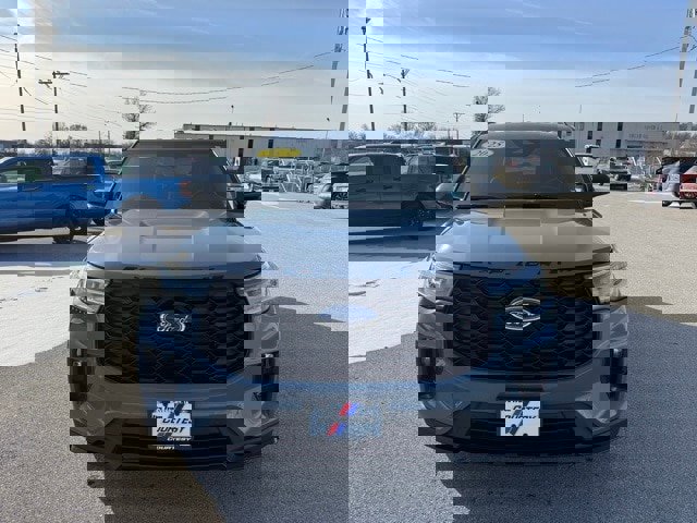 Certified 2025 Ford Explorer ST-Line w/ Premium Package image 8