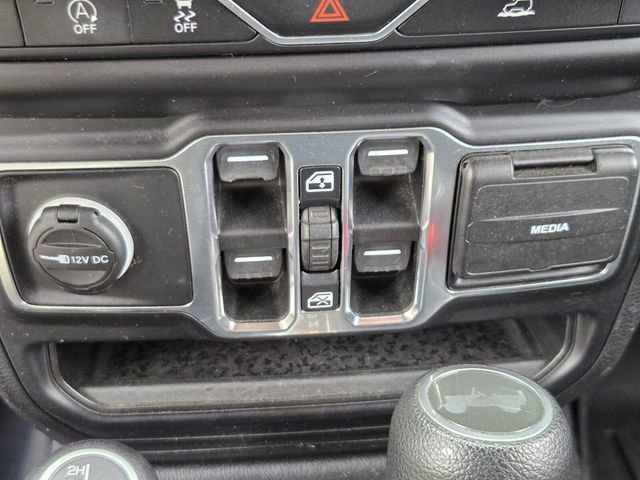 Used 2021 Jeep Wrangler Unlimited Sport AWD/4WD image 26
