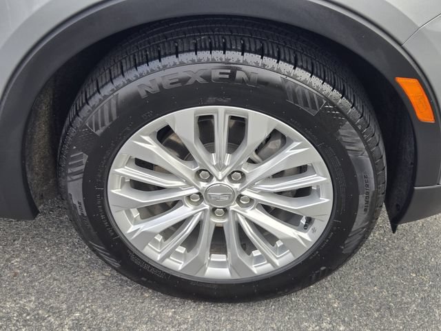 Used 2024 Cadillac XT4 Luxury w/ Cold Weather Package FWD image 21