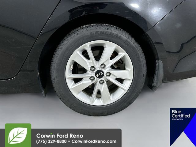 Used 2017 Kia Optima LX image 32