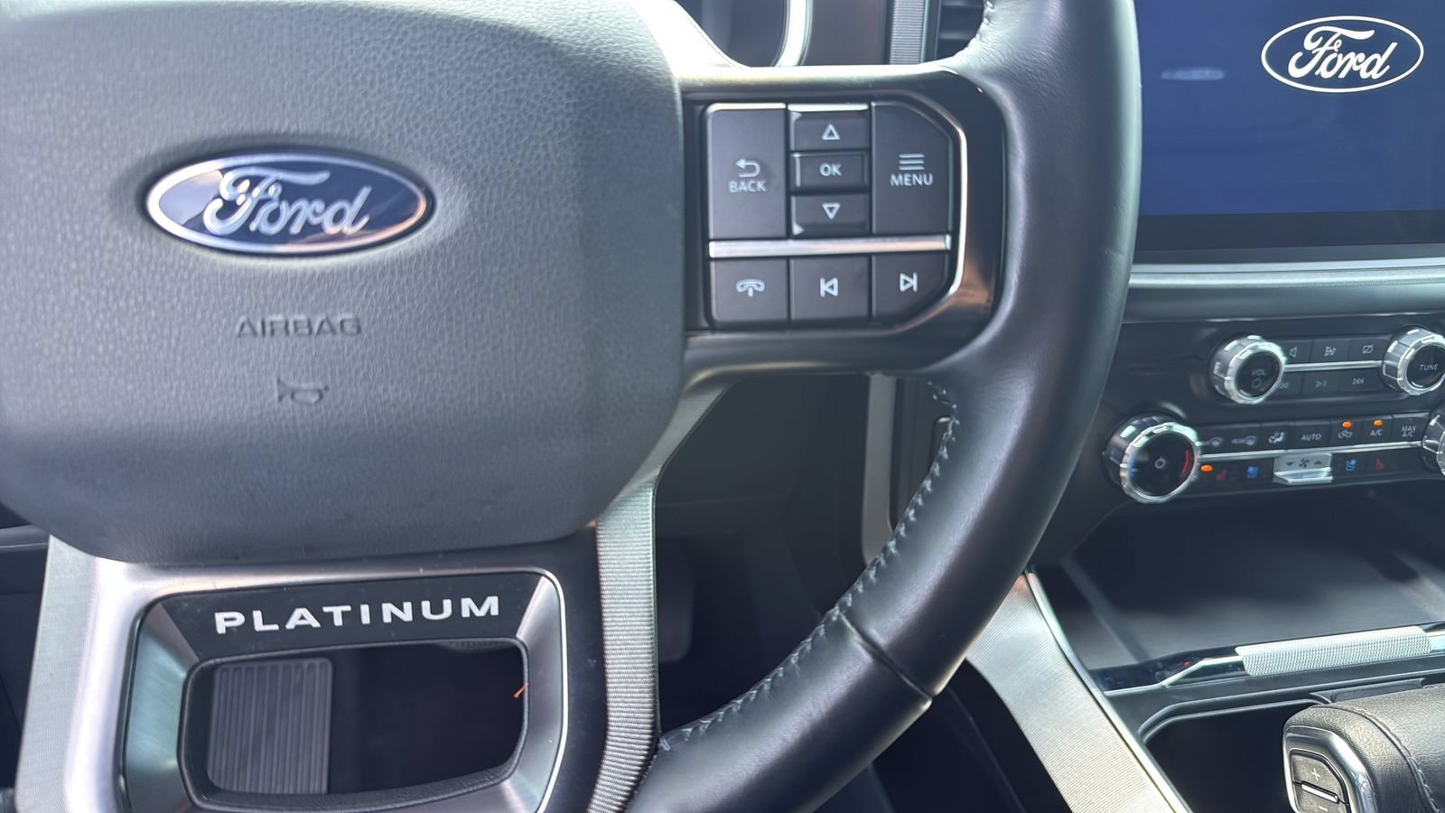 Certified 2024 Ford F150 Platinum w/ FX4 Off-Road Package AWD/4WD image 15