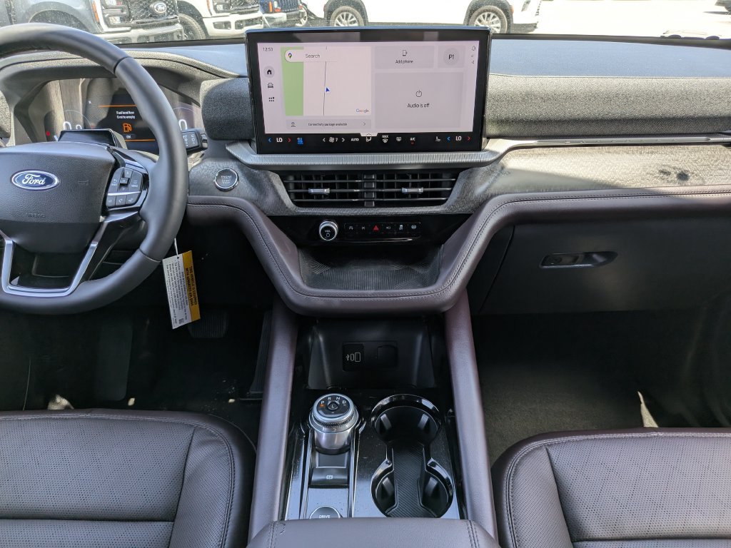 Certified 2026 Ford Explorer Platinum RWD image 15