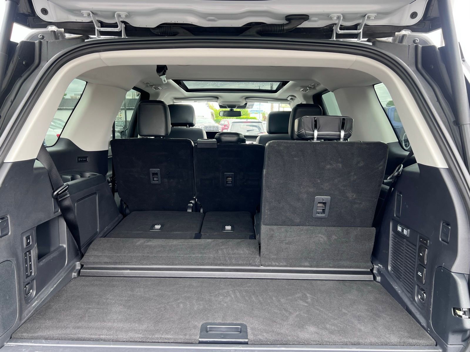 Certified 2025 Ford Expedition Platinum AWD/4WD image 18