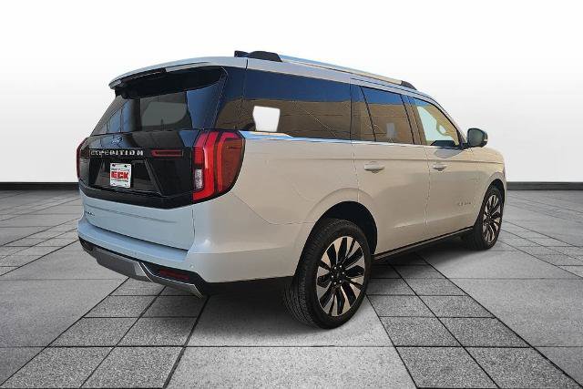 Certified 2025 Ford Expedition Platinum w/ Driver's Package AWD/4WD image 5